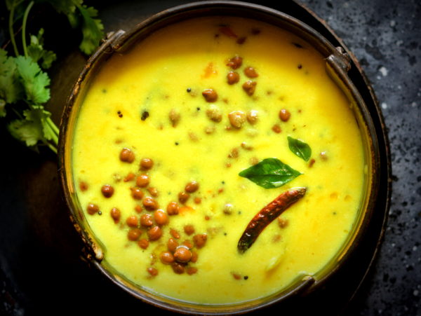 Kale Chane Ki Kadhi